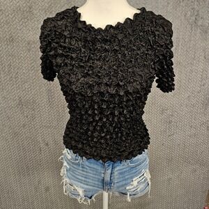 F.C Black Popcorn Top Short Sleeve Crinkle Bubble Knit Scoop Neck Vintage Style
